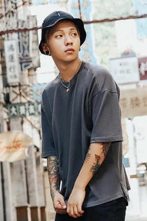 男装